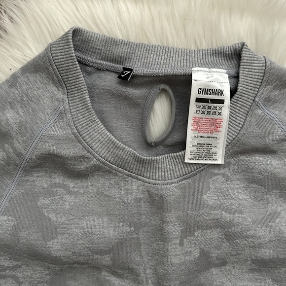 ✨GYMSHARK | OG Camo Crop Top | Grey | Size L - Picture 4 of 10